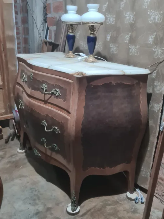 Cómoda Luis XV triple bombe con secreter