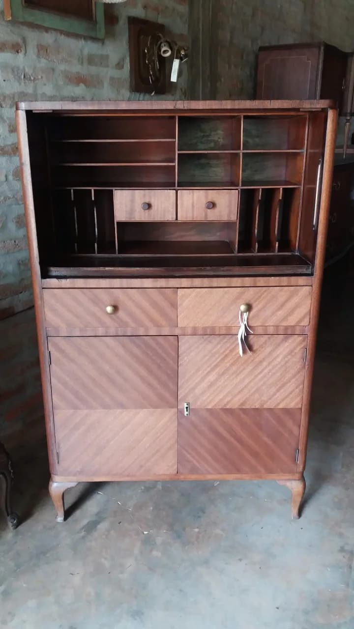 Secreter con gavetas estilo Francés con Marketería